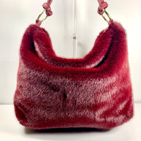 Cabincore soft burgundy red plush/fluffy fur hobo shoulder bag gold tone zipper - Picture 2 of 11